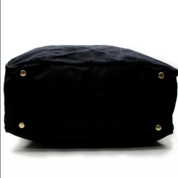 Authentic CHANEL Bag - Picture 3 of 10